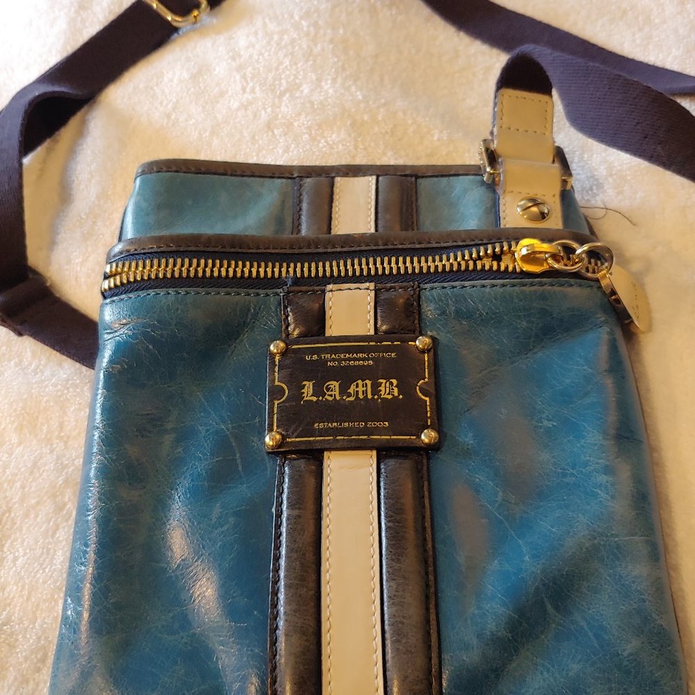 LAMB by Gwen Stefani Handbag Crossbody Bag